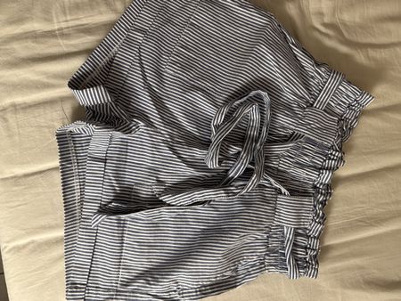 Sommerliche Streifen-Shorts Only XS, luftig & leicht ✅