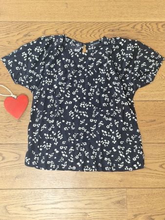 Damen Bluse C&A Premium schwarz gemustert Gr. M top Zustand