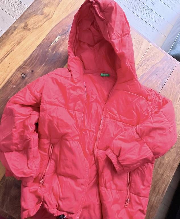 Benetton Jacken: Daunenjacke – Gebraucht aus Schwaderloch von menthe205