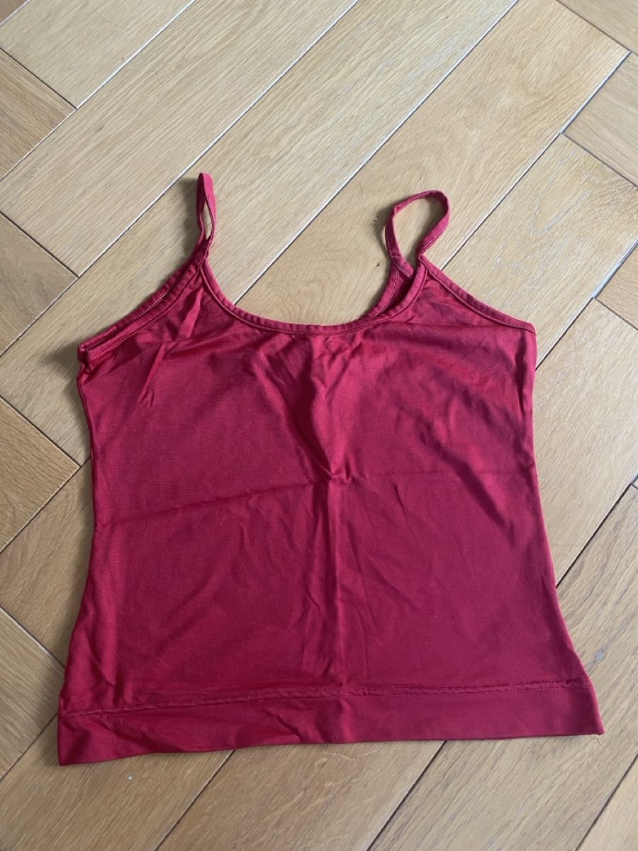 Tops: Débardeur bordeaux, S – Gebraucht aus Vésenaz von gau_v6pf 1