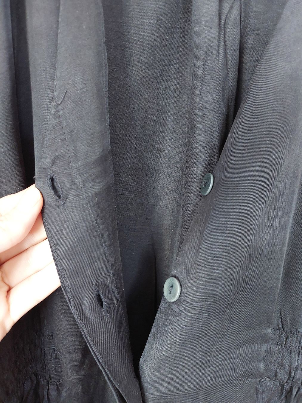 Zara Vestiti: Robe noire manches évasées Zara – Usato da Corserey venduto da Matahari91 2