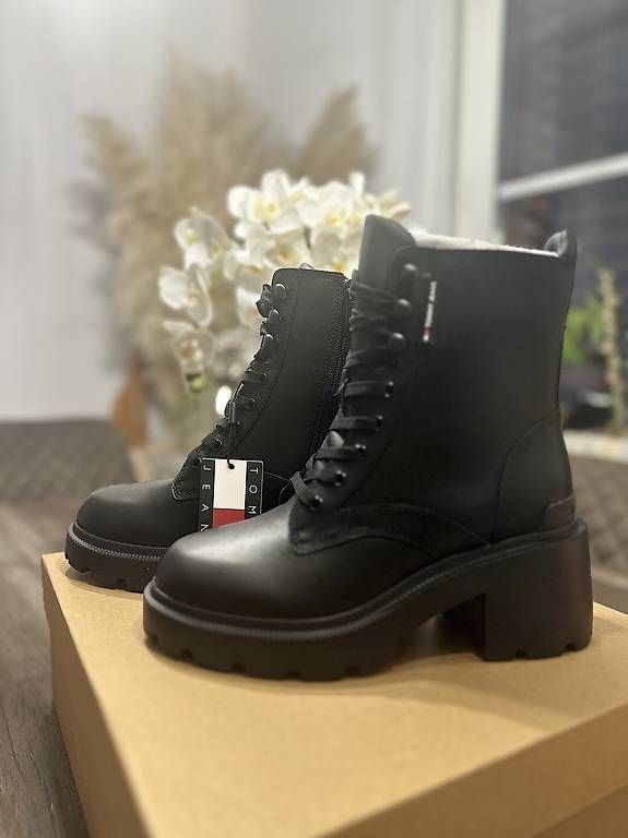 Scarpe da donna: Tommy Hilfiger – Usato da Eschlikon TG venduto da tak_p2dk 3