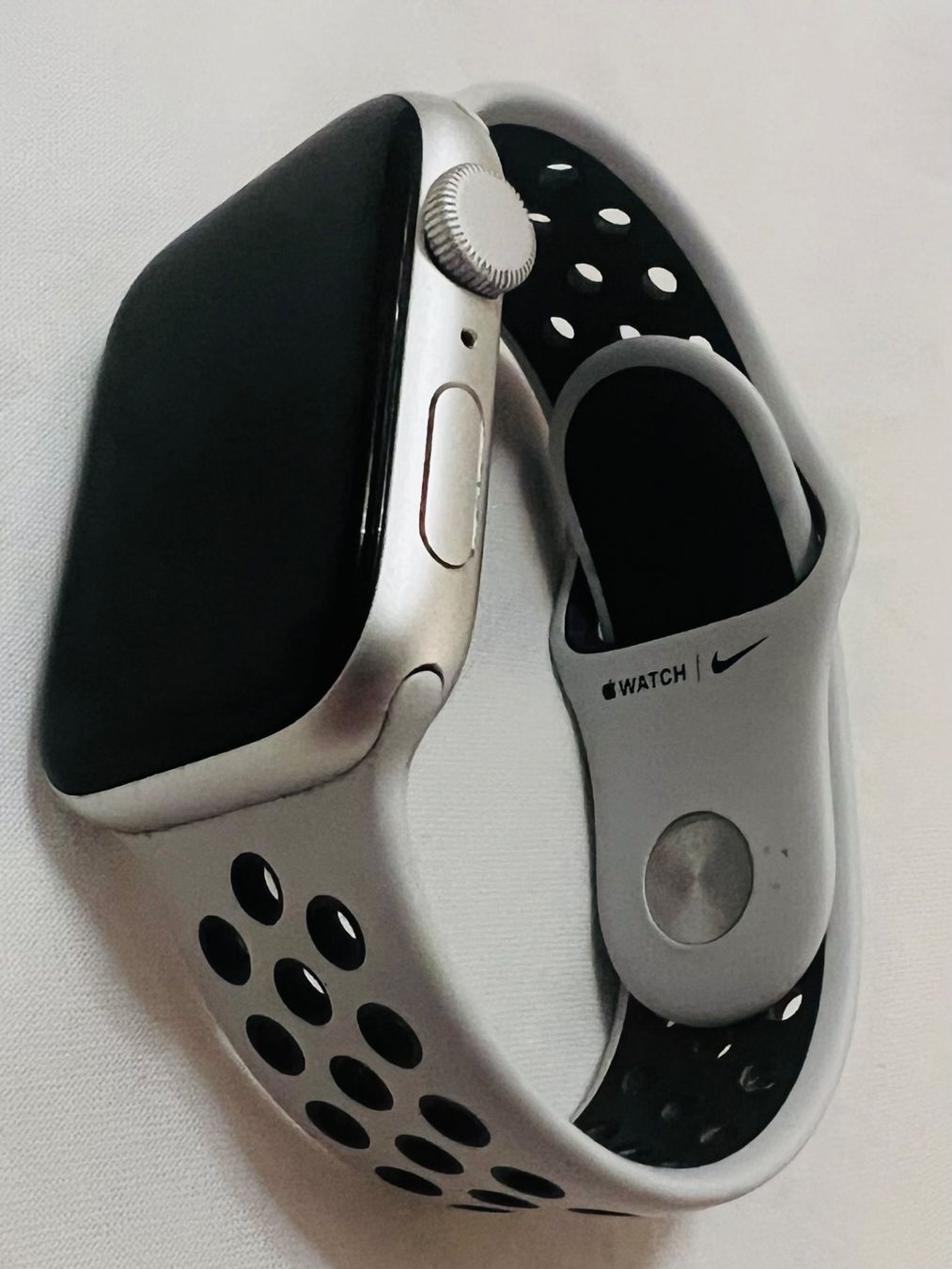 Apple Smartwatch: Apple watch – Nuovo (secondo la descrizione) da Grenchen venduto da rom_xq5z 1