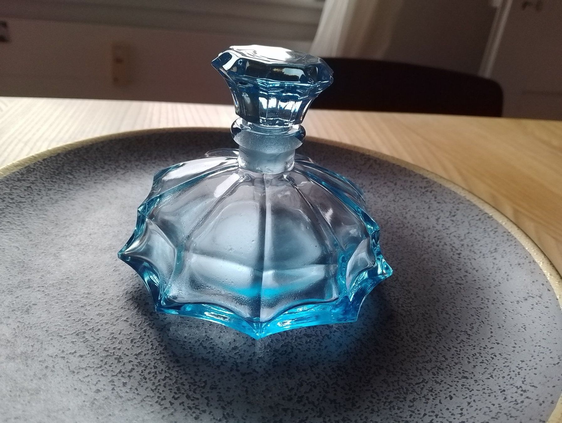 Flaconi: Wunderschönes Art Déco Parfum Flacon mit Stopfen – Usato da Luzern venduto da Seri4 2