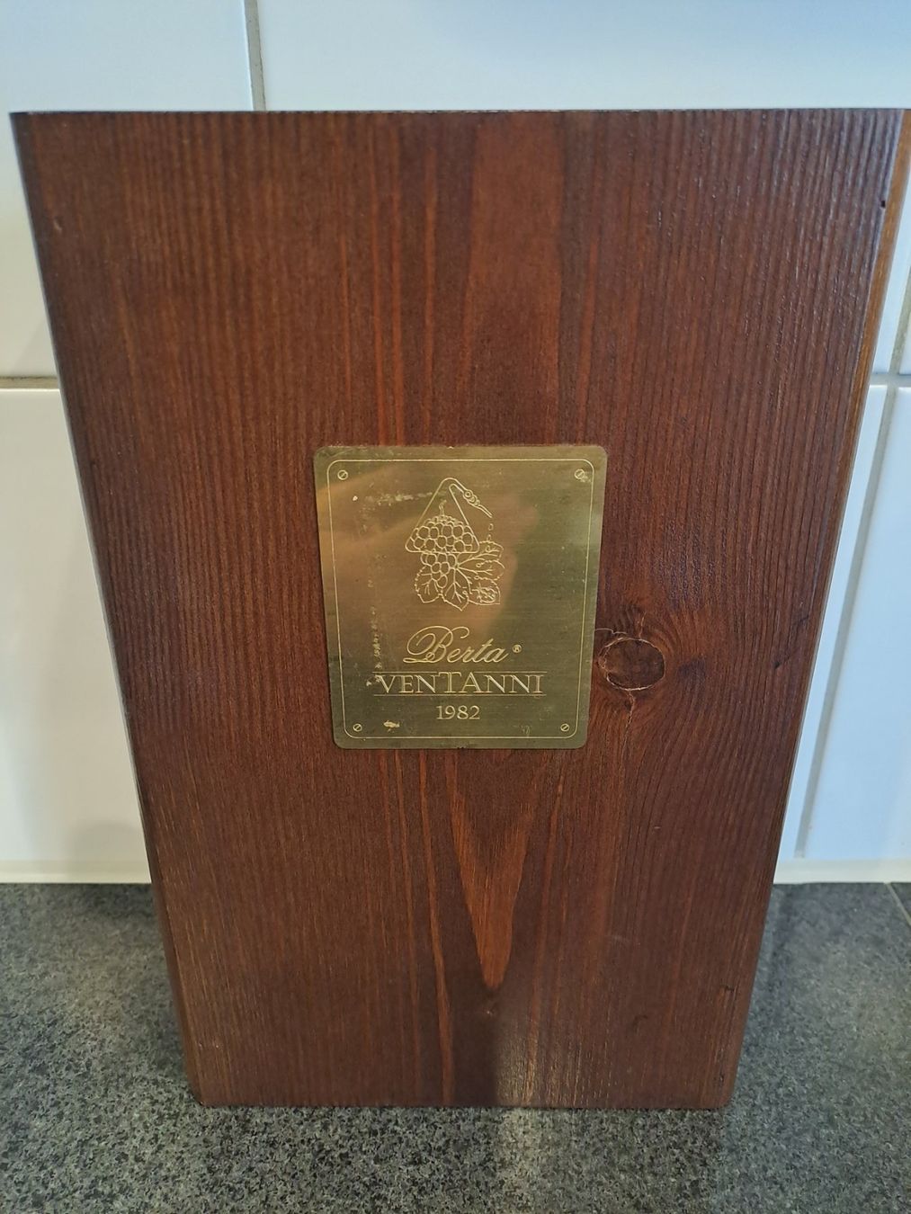 Berta Bevande alcoliche: Berta Grappa VENTANNI 1982 mit OHK  41 Jährigen Berta Grappa – Nuovo e nell'imballaggio originale da Elsau venduto da Kellerraeumung 9