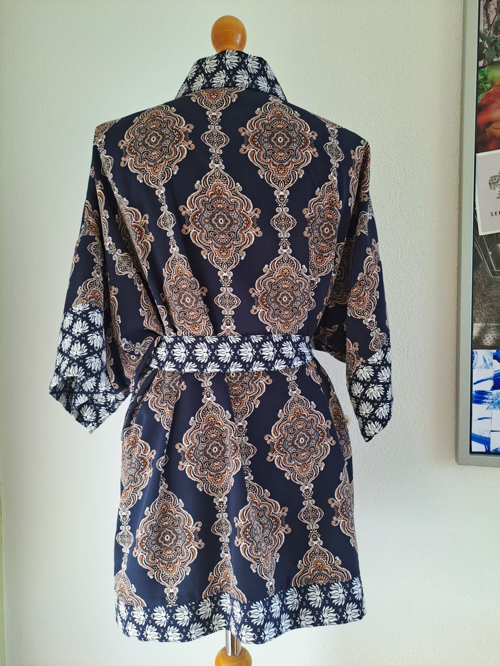 Art international: Kimono Gr.36 – D'occasion à Volketswil par ronbons 2