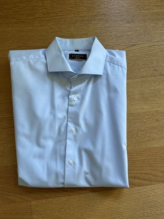 Herren Hemd Eterna Slim Fit hellblau Grösse 39 neuwertig