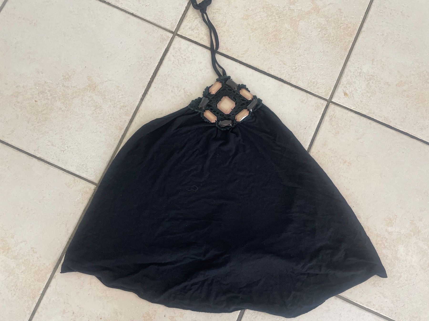 Top: Schwarzes Rinashimento overneck Gr.M – Usato da Obergerlafingen venduto da cabo4