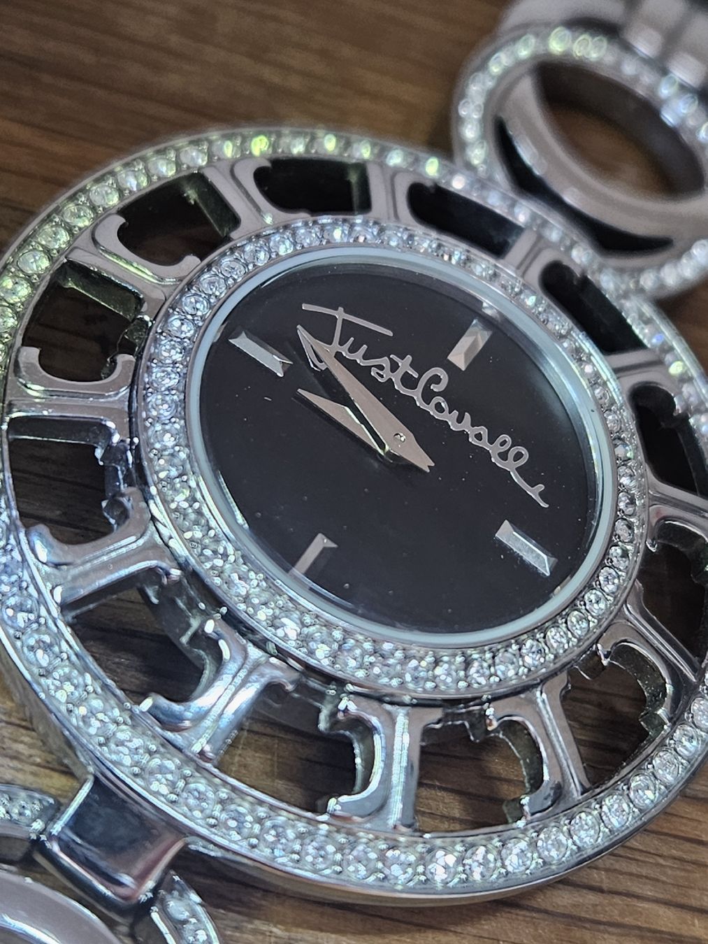 Roberto Cavalli Uhren: Just Cavalli Damenuhr 40mm – Gebraucht aus Flamatt von pie_f9zm 8
