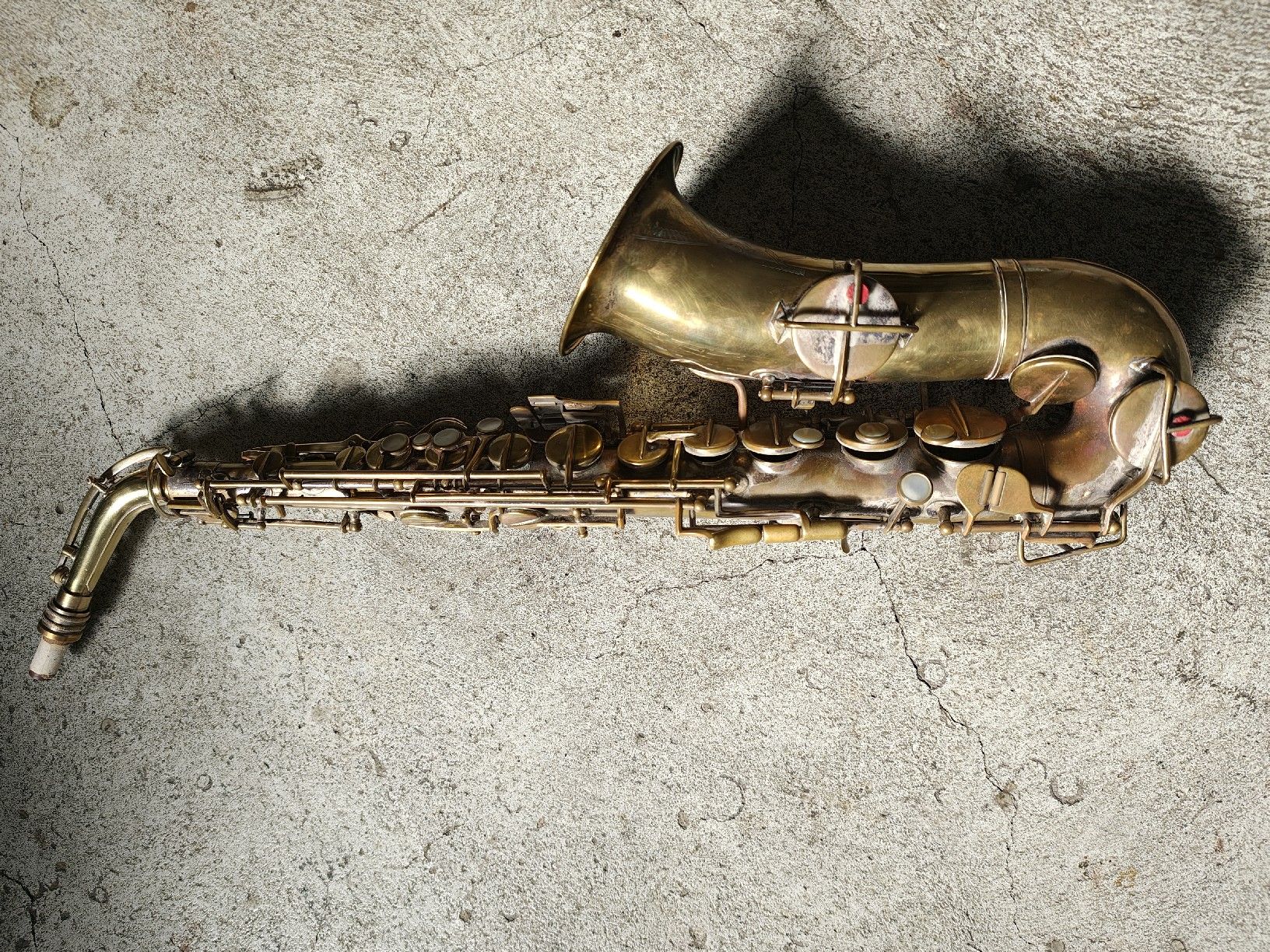 Strumenti musicali: Alto Saxophon KING – Usato da Langenthal venduto da Saxophone23 4