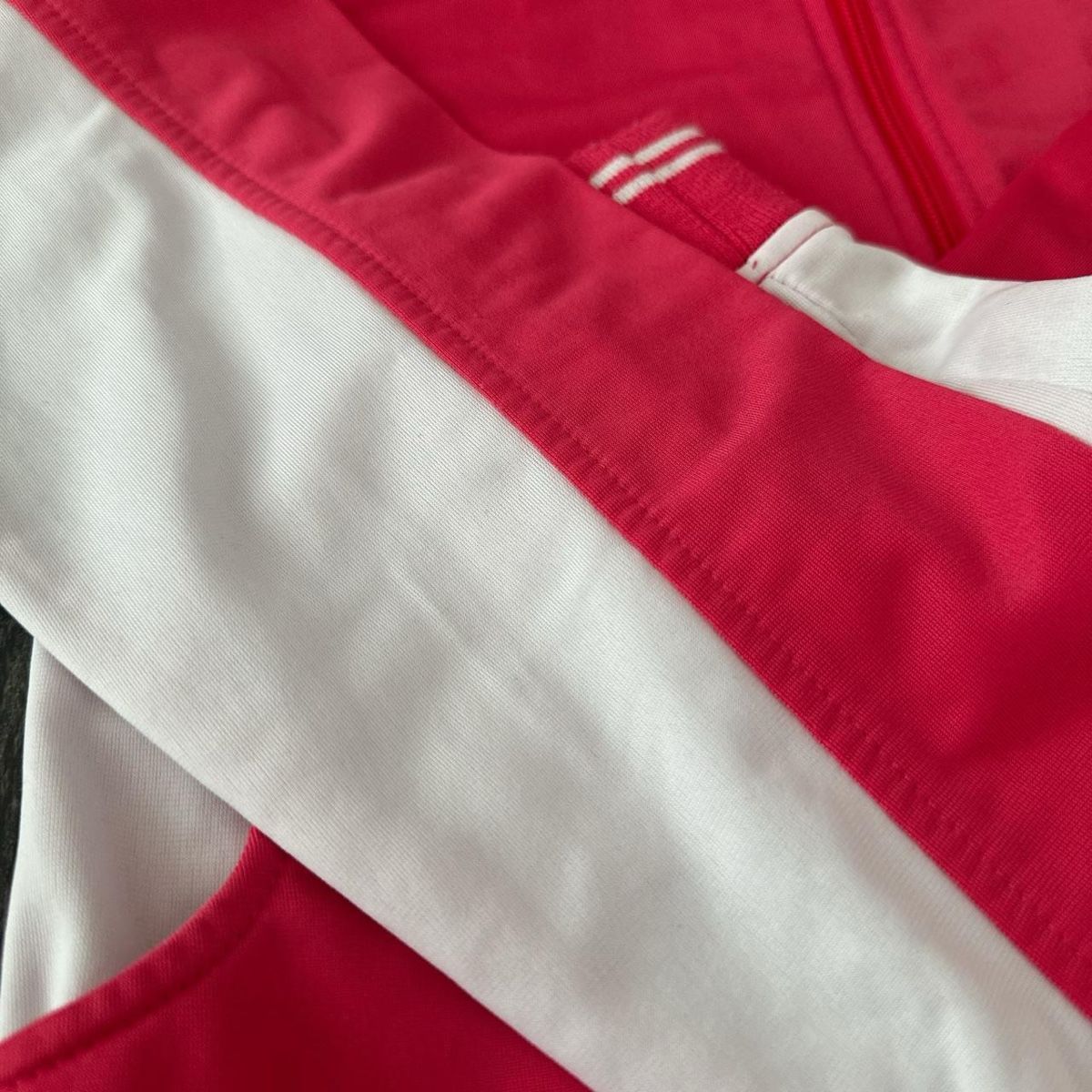 Giacche: Sport downjacket Dryfit material – Nuovo (secondo la descrizione) da Châtelaine venduto da tri_n7qp 3