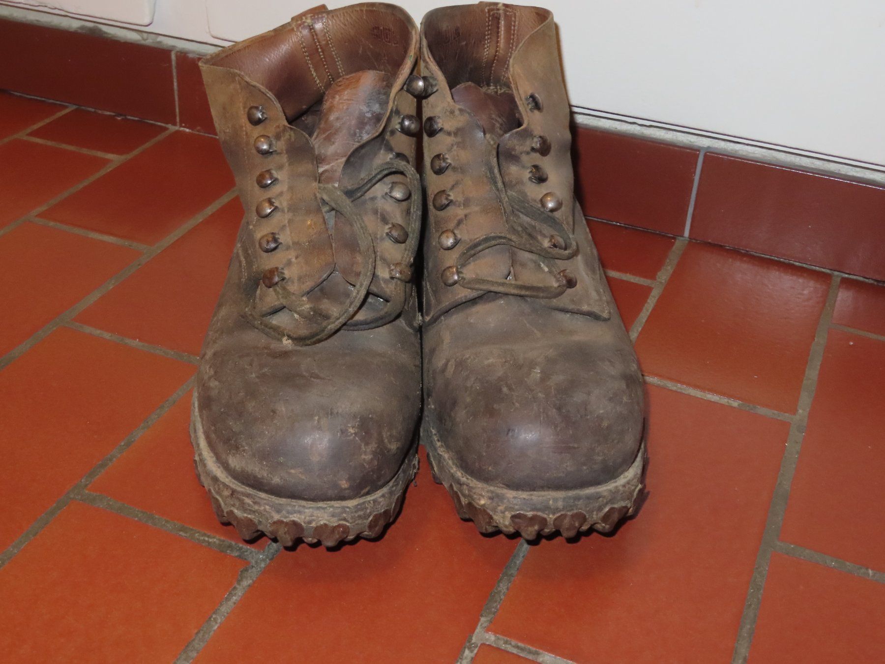 Schweizer Armee Uniformi: Militärschuh Nagelschuhe, – Usato da Grenchen venduto da sunflyer01 3
