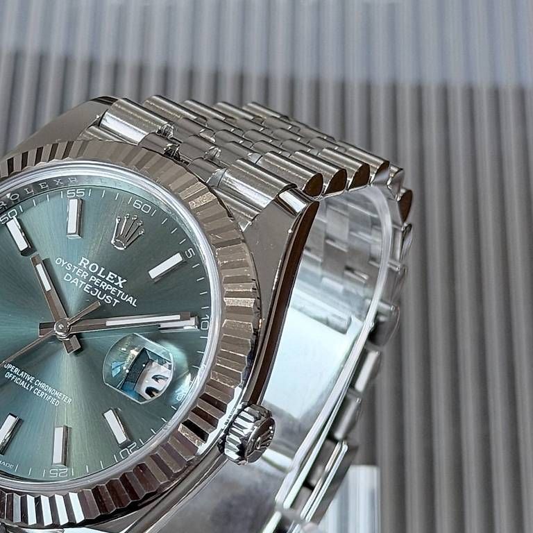 Uhren: Rolex Datejust "Mint" 41mm 126334 – Gebraucht aus Genève von minty.watches 3