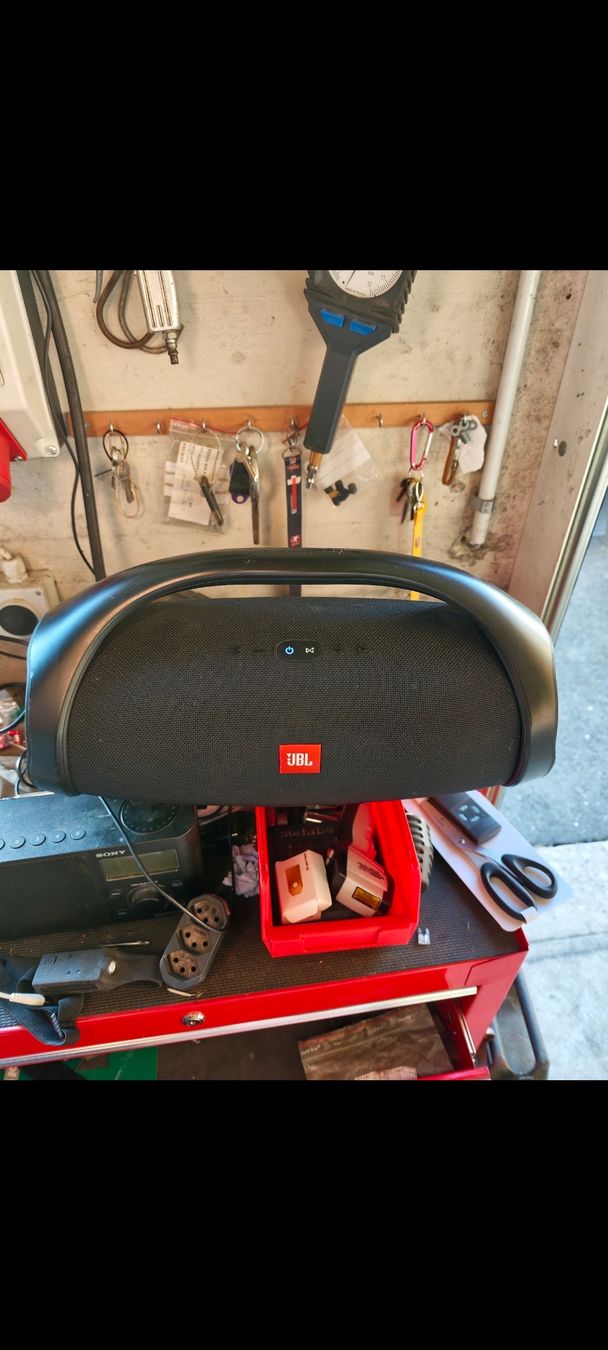 JBL Casse acustiche: Jbl Boombox 1 – Usato da St-Martin FR venduto da MaxHsr