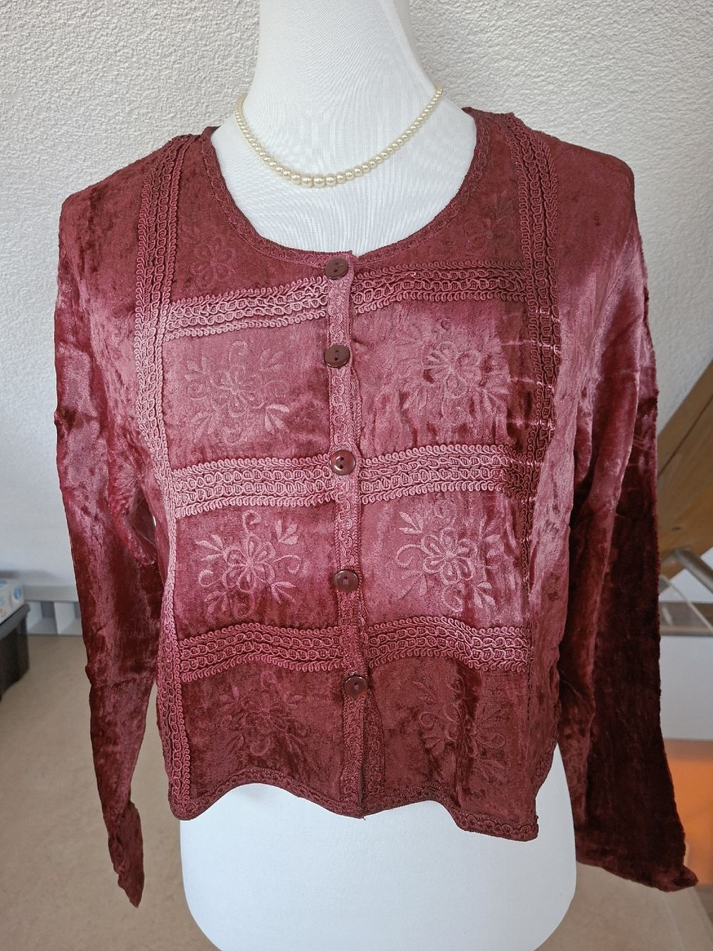 Boom Baba Camicette: Boom Baba Samt Bluse Viscose bestickt, rot-rosa ca. S, M – Nuovo (secondo la descrizione) da Klingnau venduto da vollmond36
