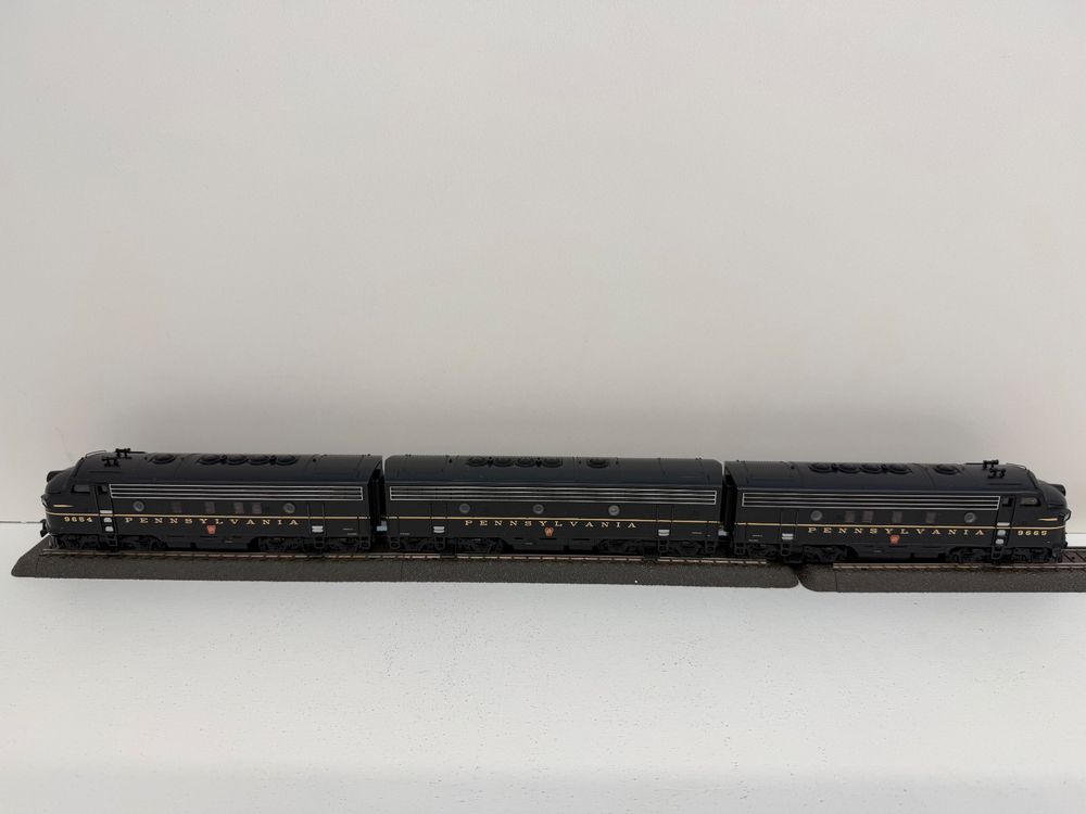 Märklin 37624 EMD F 7 Pennsylvania Railroad / MFX (Neu (gemäss ...