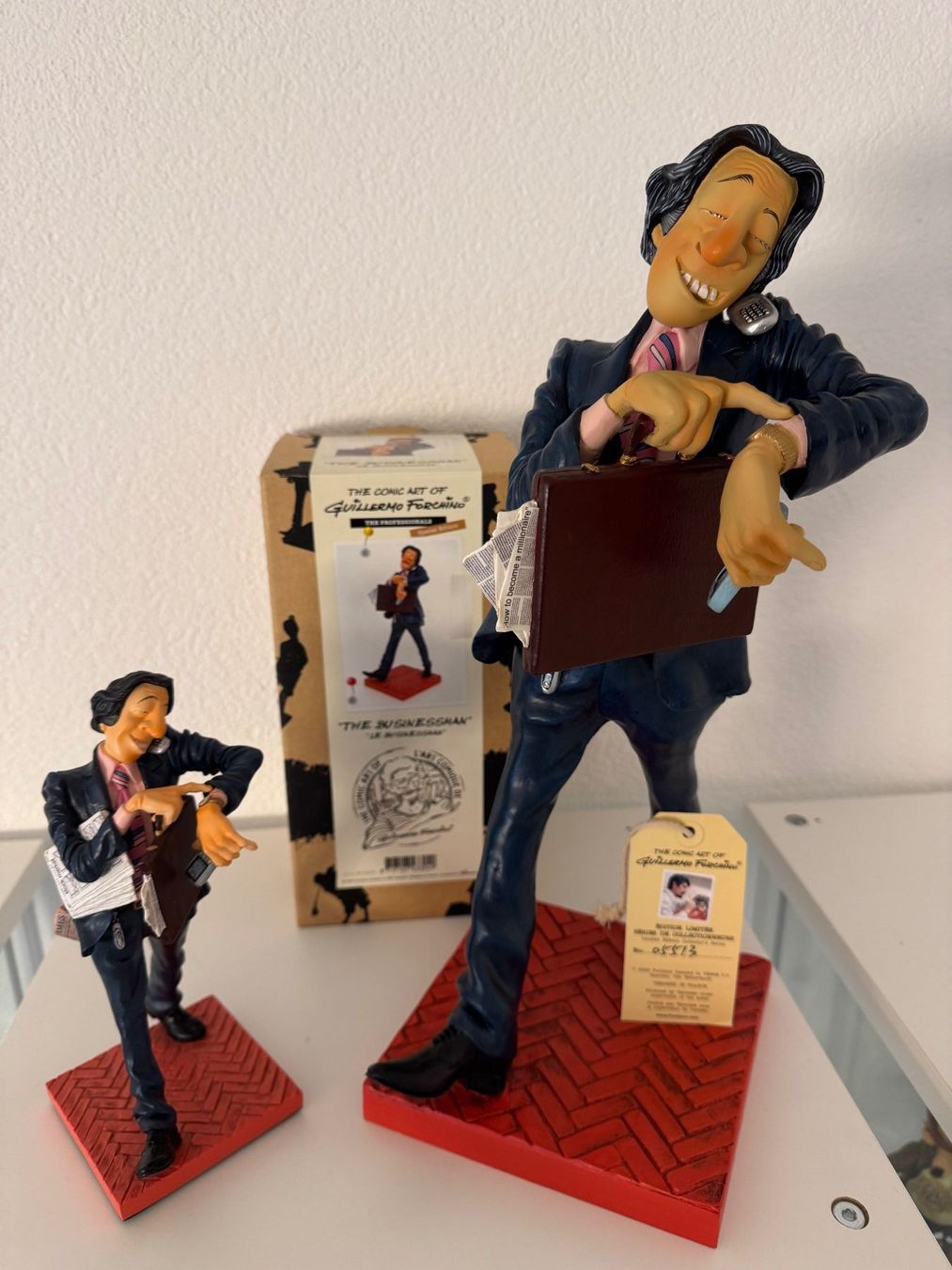 Statuette: Guillermo Forchino "The Businessmen" Klein – Nuovo e nell'imballaggio originale da Fulenbach venduto da Gambler001