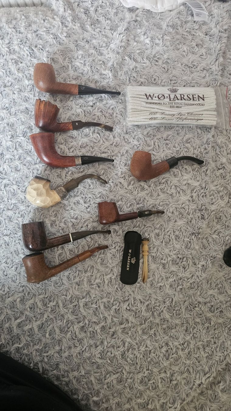 Stanwell Pipe & Accessori: 8 pipes différente marque + support + WO Larsen – Usato da Etoy venduto da angi020