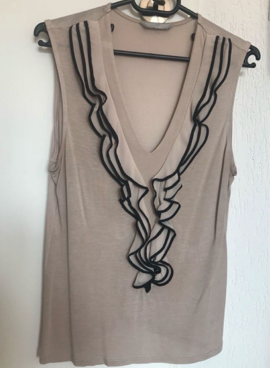H&M Blusen: Bluse H&M mit hübscher Rüsche – Gebraucht aus Dietlikon von LiebenLebenLachen 1