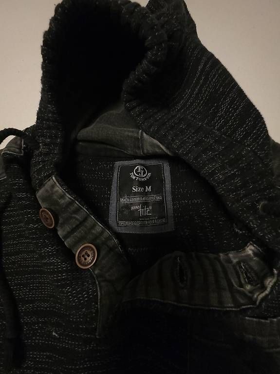 Pullover & Sweatshirts: Herren Kapuzenpullover Strickoptik dunkelblau/schwarz – Gebraucht aus Hölstein von dmi_my97 1