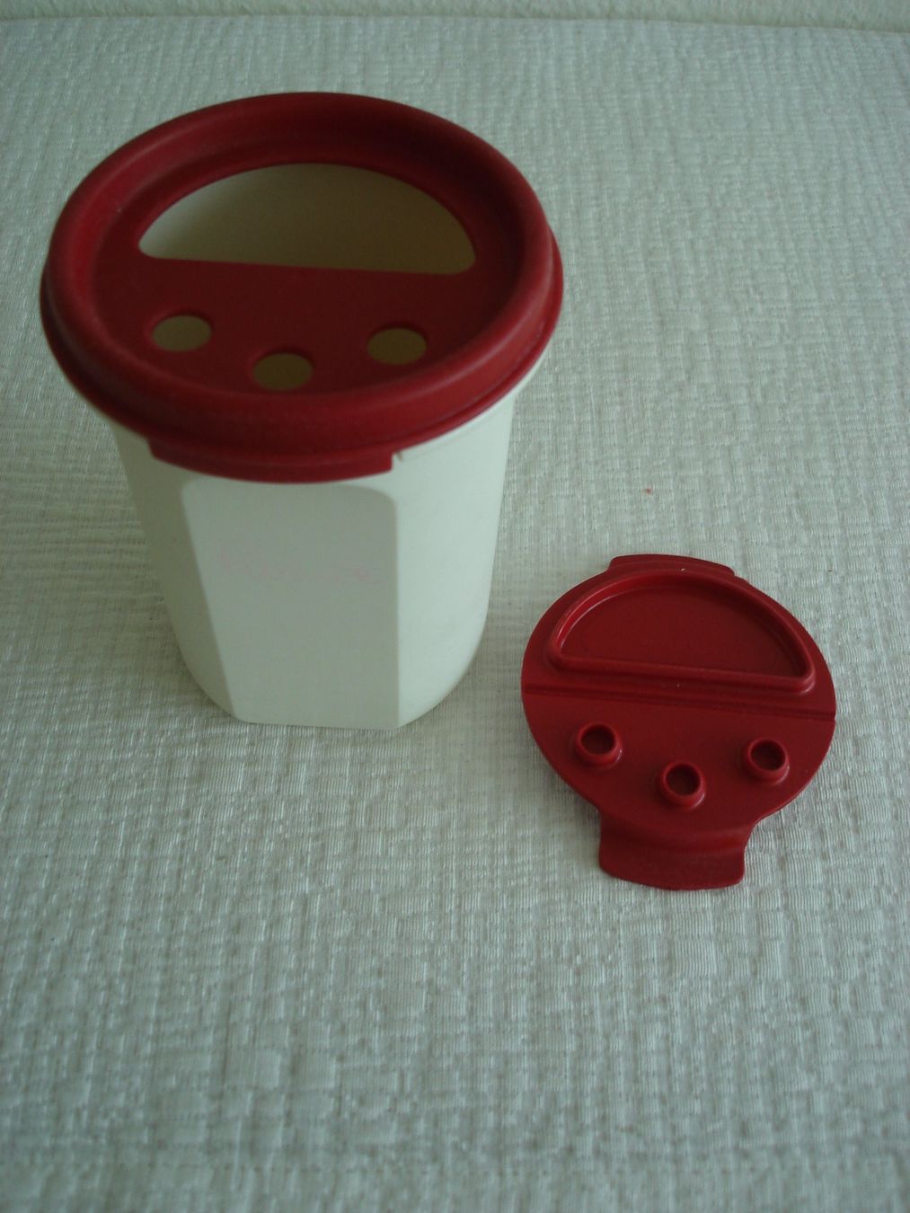 Tupperware Contenitori & Simili: 4 verschiedene Tupperware Aufbewahrungsbehälter Box – Usato da Regensdorf venduto da anna059 6
