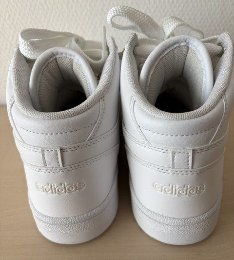 Adidas Scarpe da donna: ADIDAS RAPID COURT MID Gr. 38 – Nuovo e nell'imballaggio originale da Emmenbrücke venduto da Galerie 2
