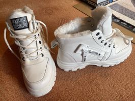 Winterboots Weiss Gr. 40, gefüttert - Neuwertig!