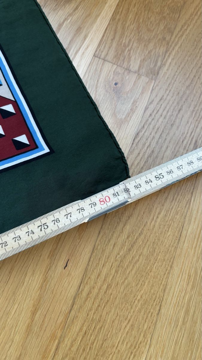 Saint Laurent Foulard & Sciarpe: Seidentuch Yves Saint Laurent – Usato da Boniswil venduto da sa_land 6