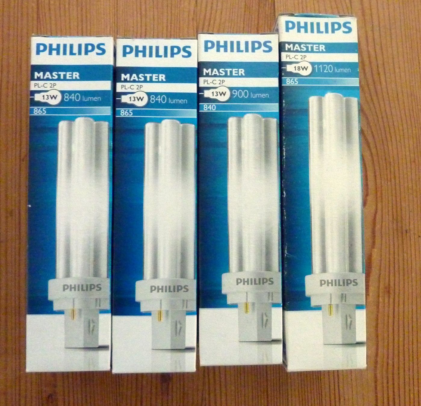 Lampen: Philips MASTER PL-C 2P (3x13Watts+1x18Watts) – Neu und originalverpackt aus Bern von Dedonegro