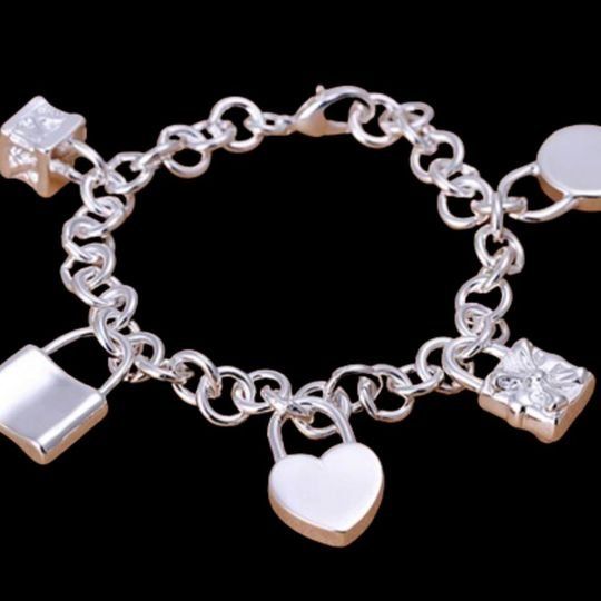 Bracciali & Braccialetti: Bracelet en argent 925 – Nuovo e nell'imballaggio originale da Genève venduto da TradeCH