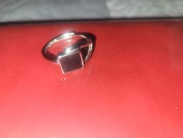 Eleganter Silberring mit schwarzem Stein, Gr. 54