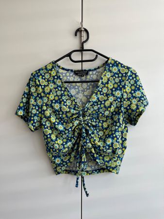 Wednesdays Girl Crop Top floral 70s M Cutout