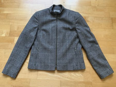 Eleganter Blazer / Jacke in Grösse 36/38. 