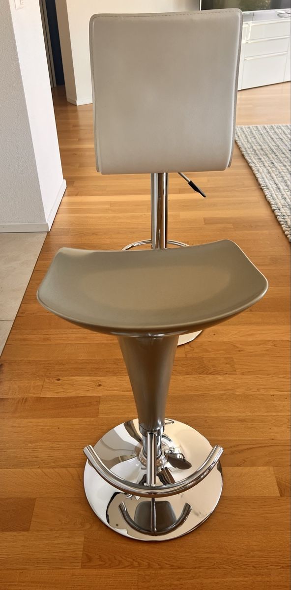 Set di tavolo e panche: Tisch & 6 Stühle - weiss & modern - Stil Bar – Usato da Steinhausen venduto da Cilou1 7
