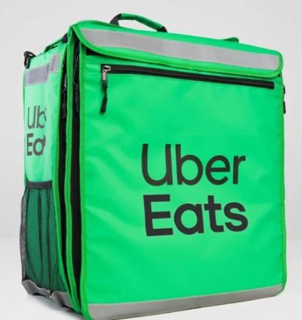 Isolierende UberEats-Tasche