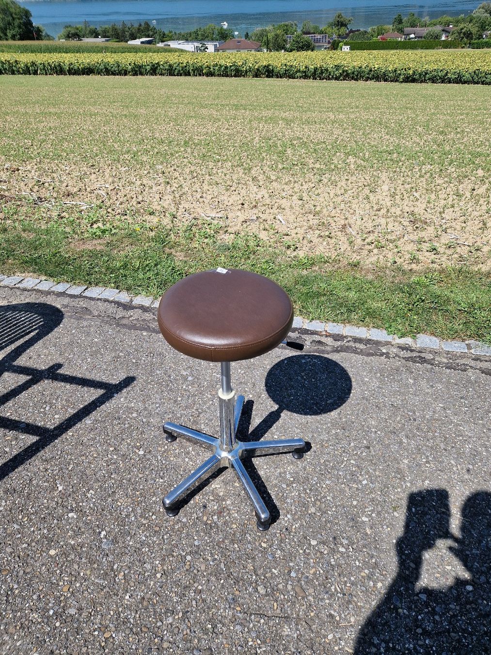 Sedie: Höherverstellbarer Stuhl – Usato da Mörigen venduto da Clio111 5