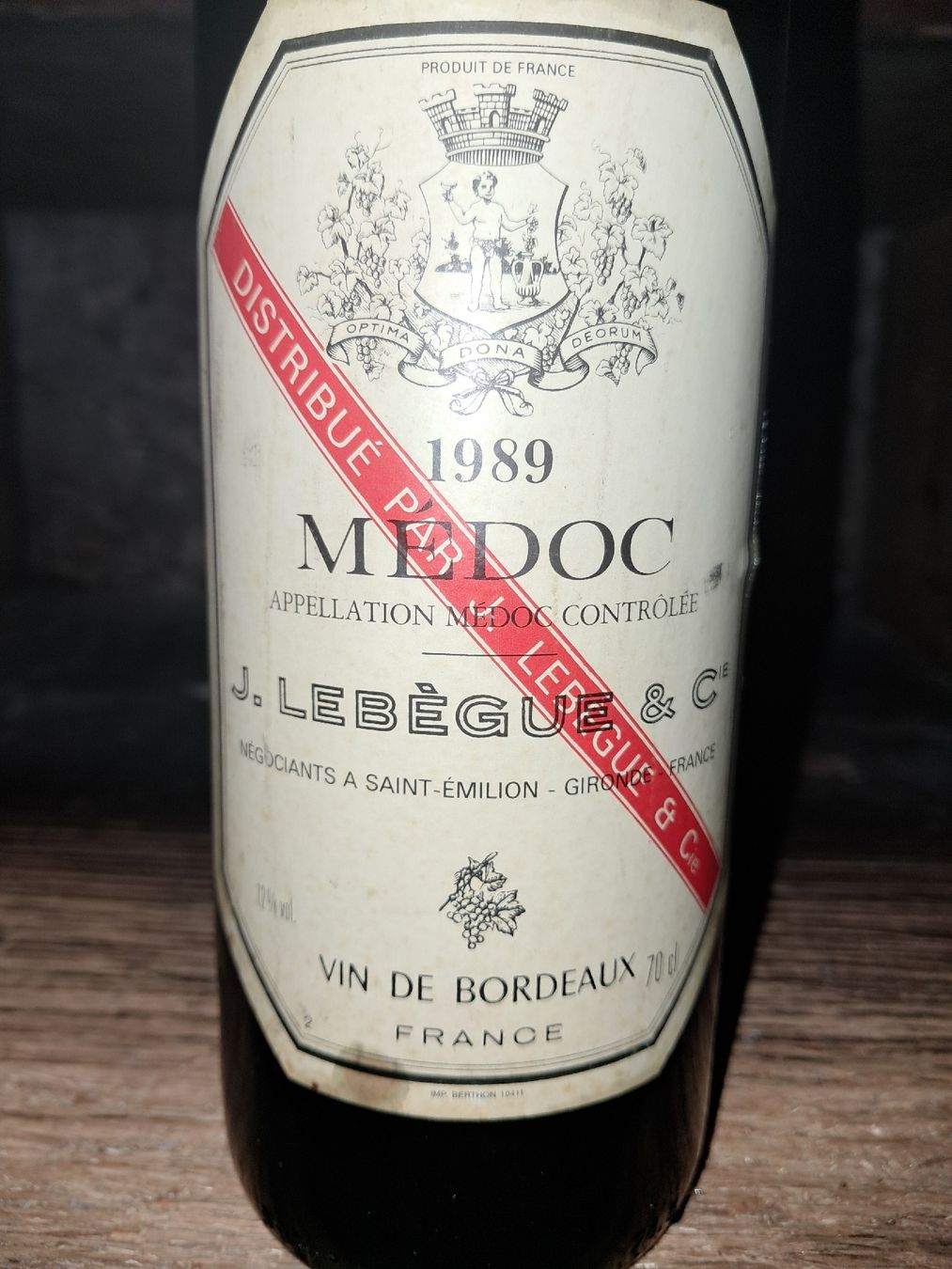 Vino: Médoc maison J. Lebègue & Cie 1989 – Nuovo e nell'imballaggio originale da Le locle venduto da juliensaran 1