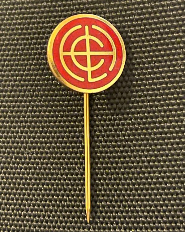 Vintage HC Lausanne Pin (Gebraucht) in Contone für CHF 3.5 – mit ...