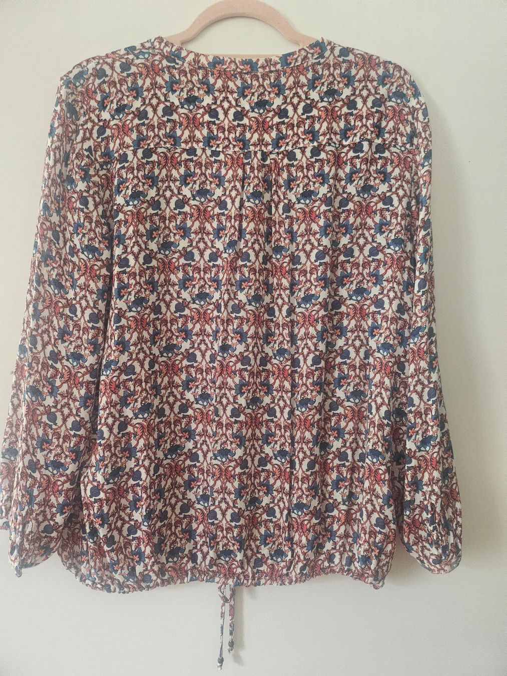 Blusen: Leichte Boho-Bluse mit floralem Muster, langarm, ca. Gr. 36 – Gebraucht aus Eglisau von kar_2pfm 2
