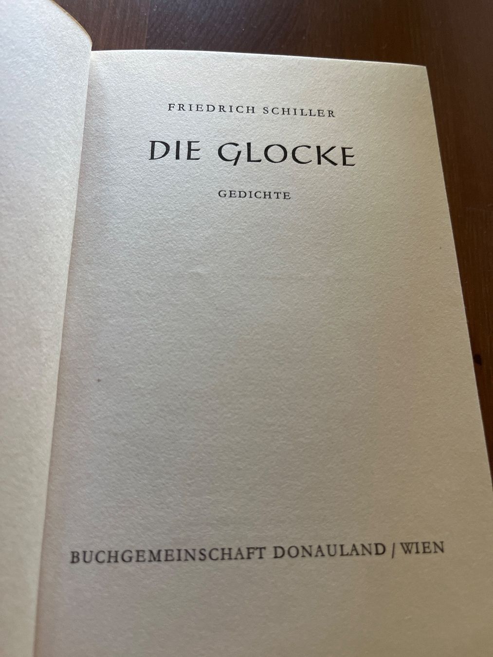 Libri: Schiller "Die Glocke" Gedichte, Buchgemeinschaft Donaulan... – Usato da Ettingen venduto da bri_6bhw 1