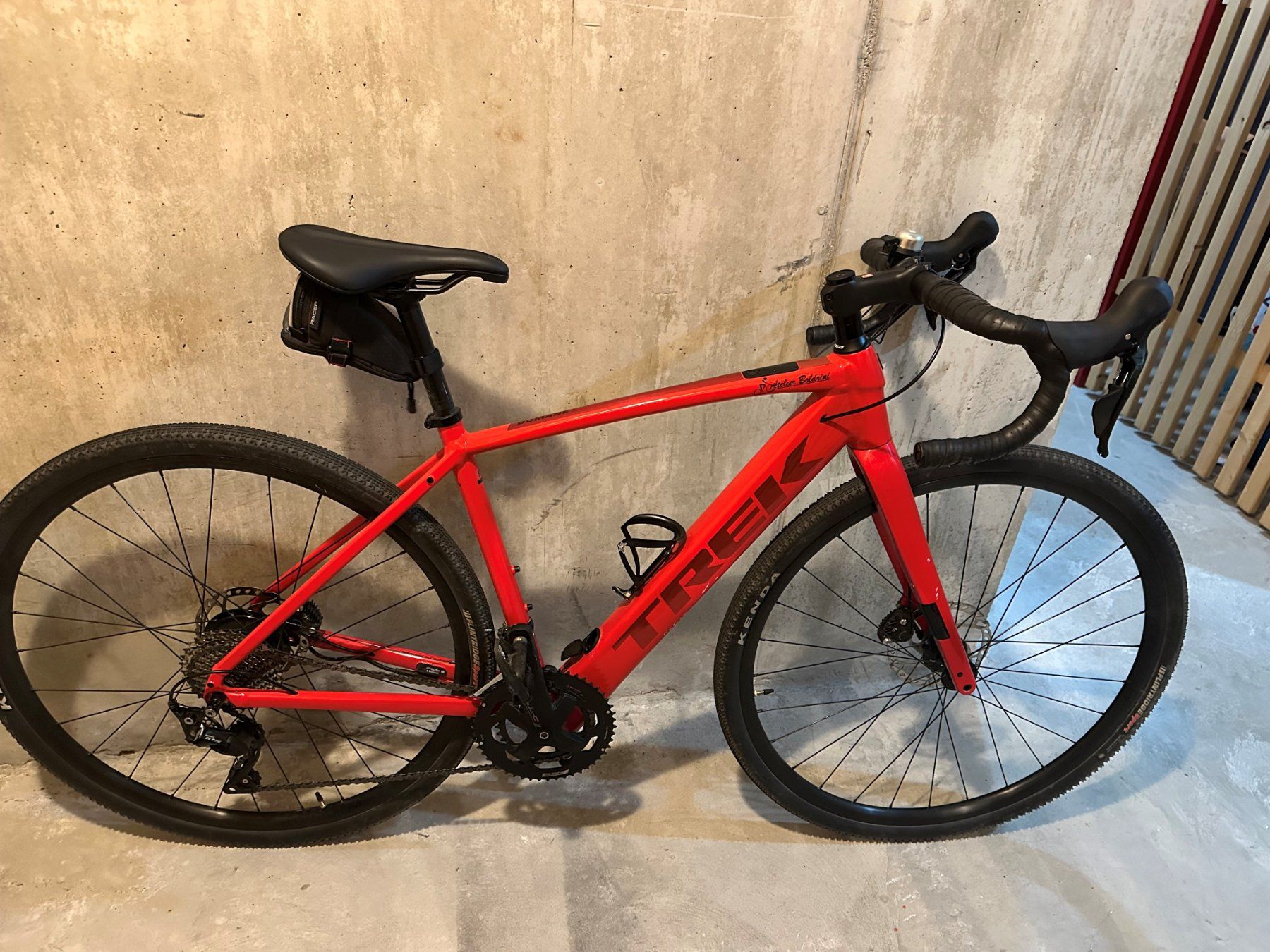 Trek Biciclette: E-Gravel – Nuovo (secondo la descrizione) da Martigny venduto da mur_n8cg