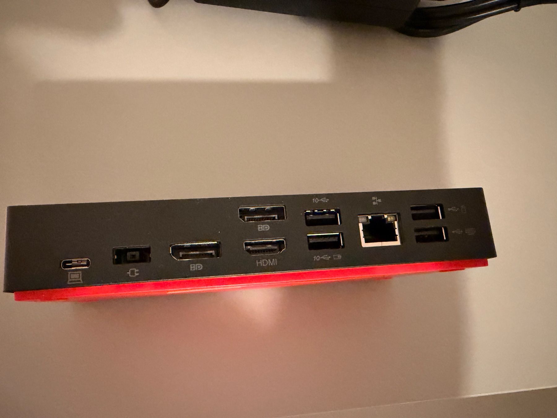 Lenovo Docking station: Lenovo ThinkPad USB-C Dock Gen2 – Usato da Horgen venduto da bigc_littled 1