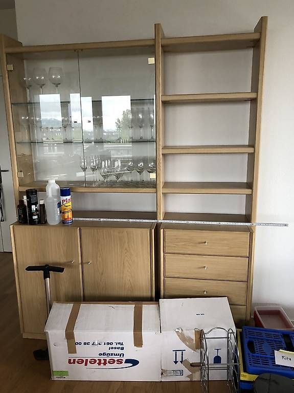 Scaffali: Wohnwand modular und Garderobe – Usato da Sursee venduto da reg_qct5 1