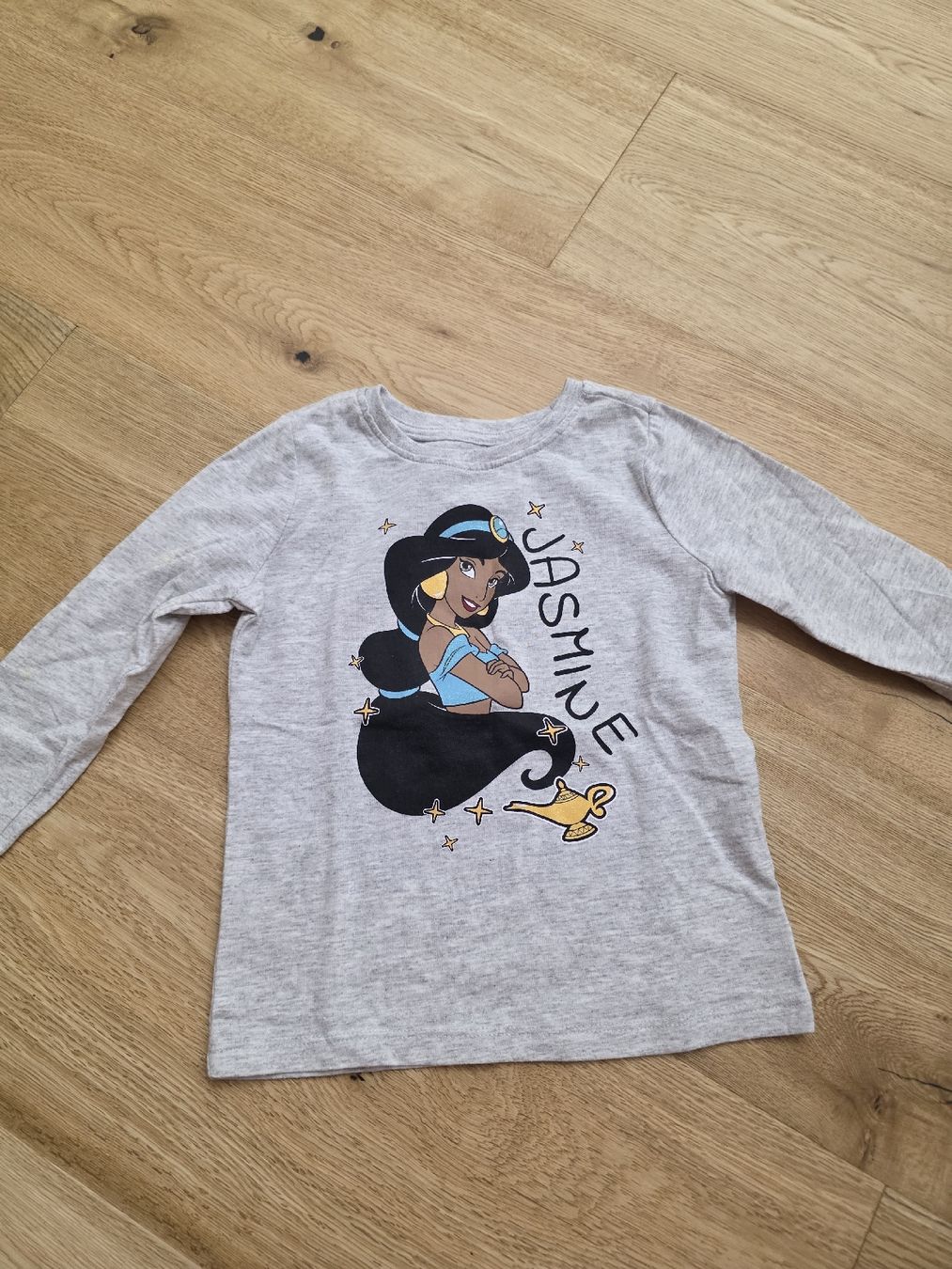 Ensembles coordonnés: Mädchen Pullover 3er Pack Grösse 98 guter Zustand – D'occasion à Toffen par ver_x68f 1