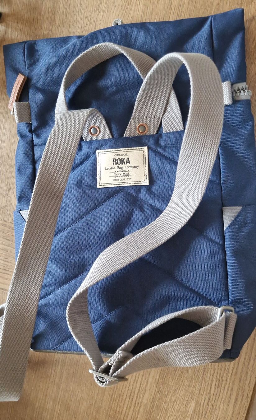 Roka Zaini: Sac à dos bleu marine marque Roka – Usato da Münchenbuchsee venduto da capa2014 1