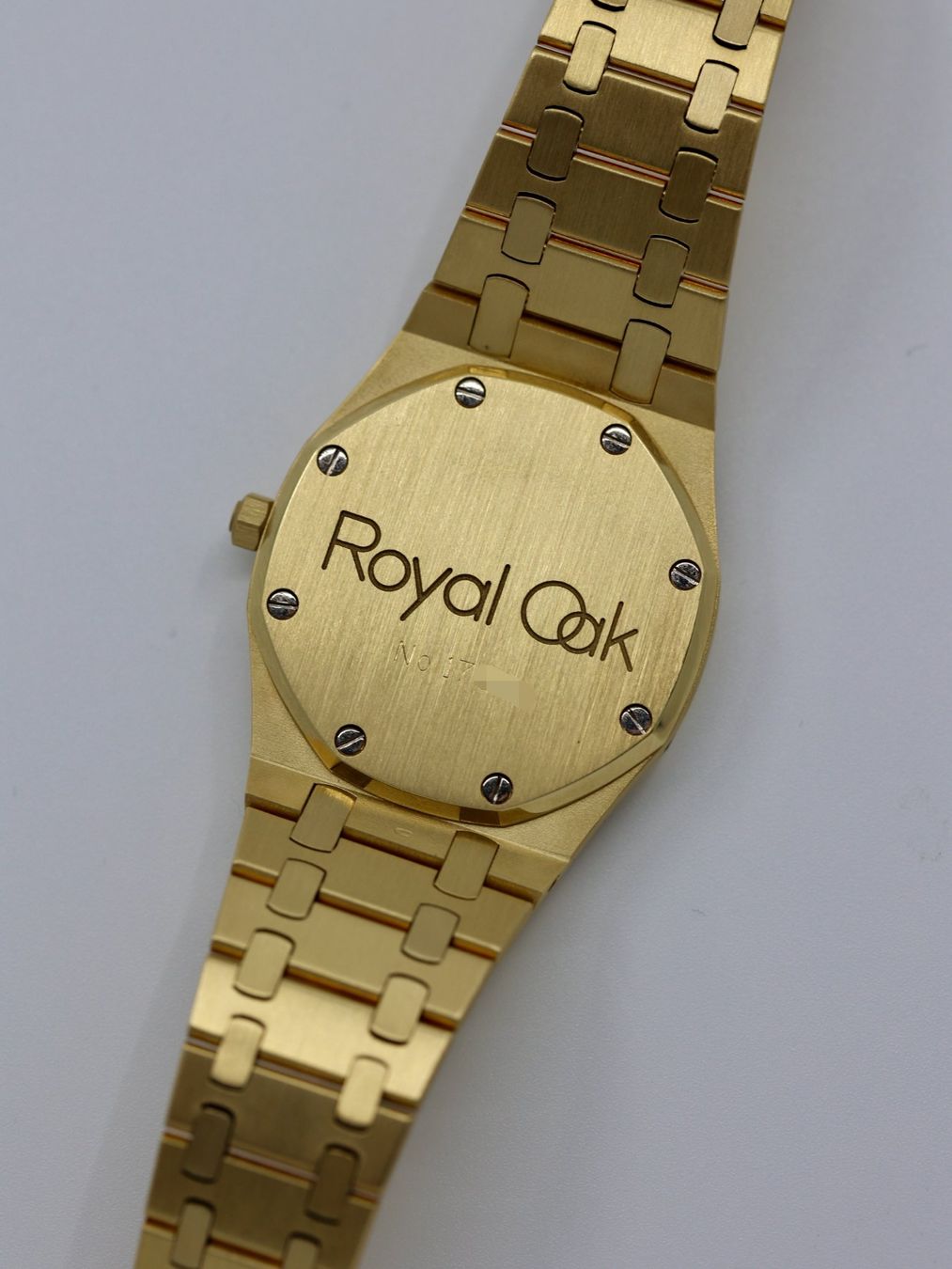 Audemars Piguet Montres: Audemars Piguet Royal Oak 4100BA – D'occasion à Zürich par Lazulivintagewatches 9