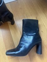 Stylish Black Ankle Boots - Perfect for Autumn, Size 37