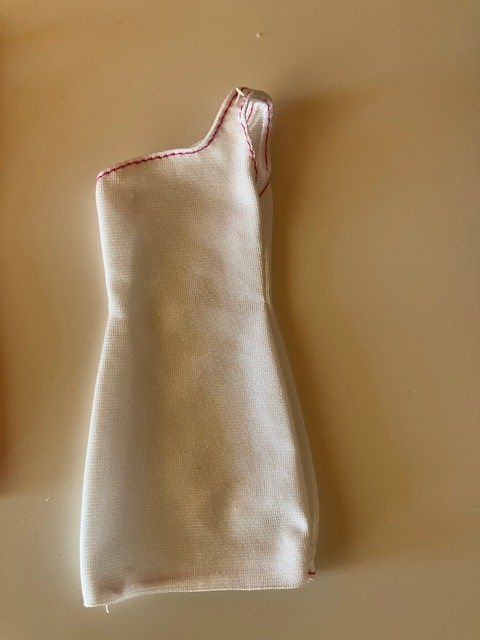 Puppen: 2 robes Barbie - état neuf – Gebraucht aus Les Ponts-de-Martel von Jolisa 3