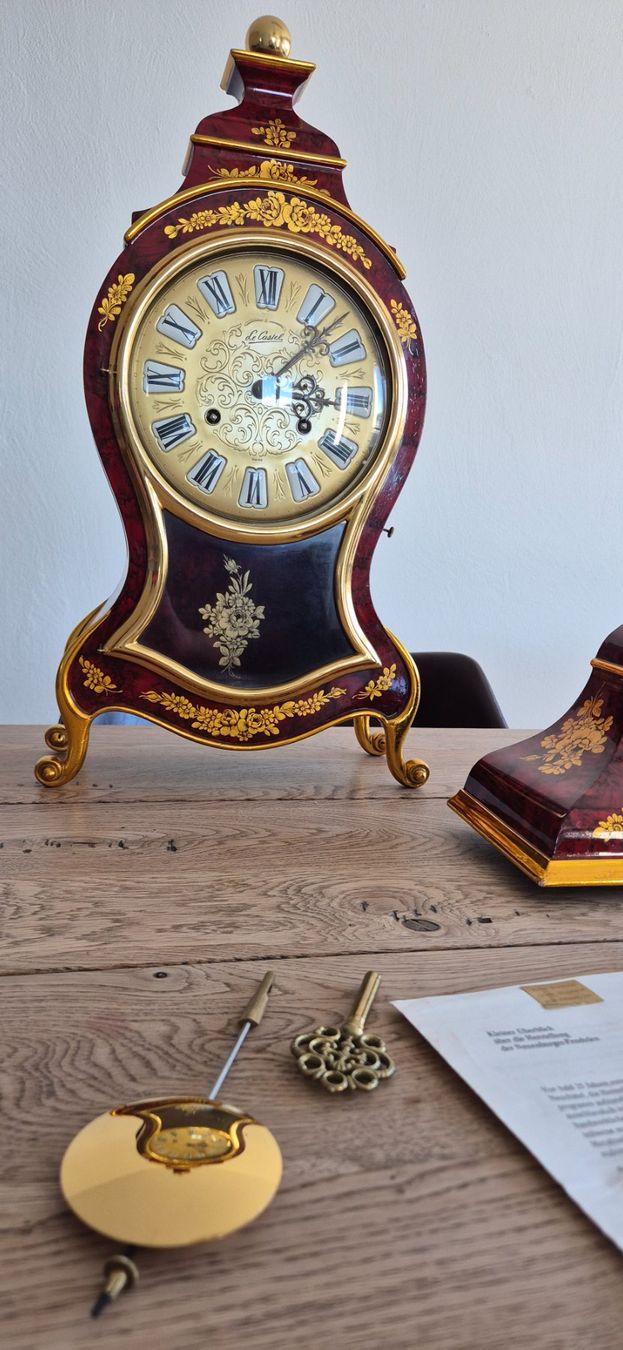 Stand- & Wanduhren: Pendule "Le Castel" – Gebraucht aus Einsiedeln von missboss 4