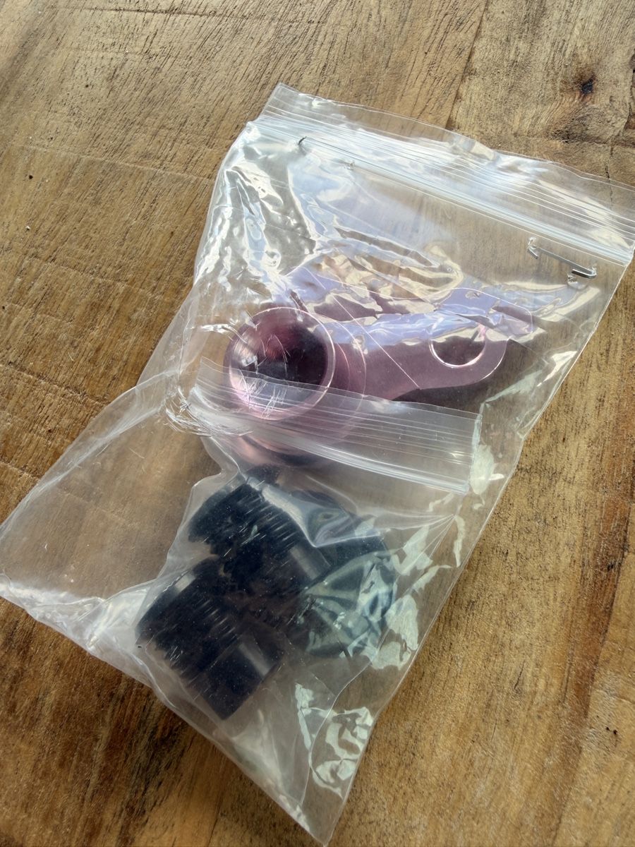 Ersatzteile: UDH Schaltauge Aluminium Rosa – Neu und originalverpackt aus Bern von Ric45ron12 4